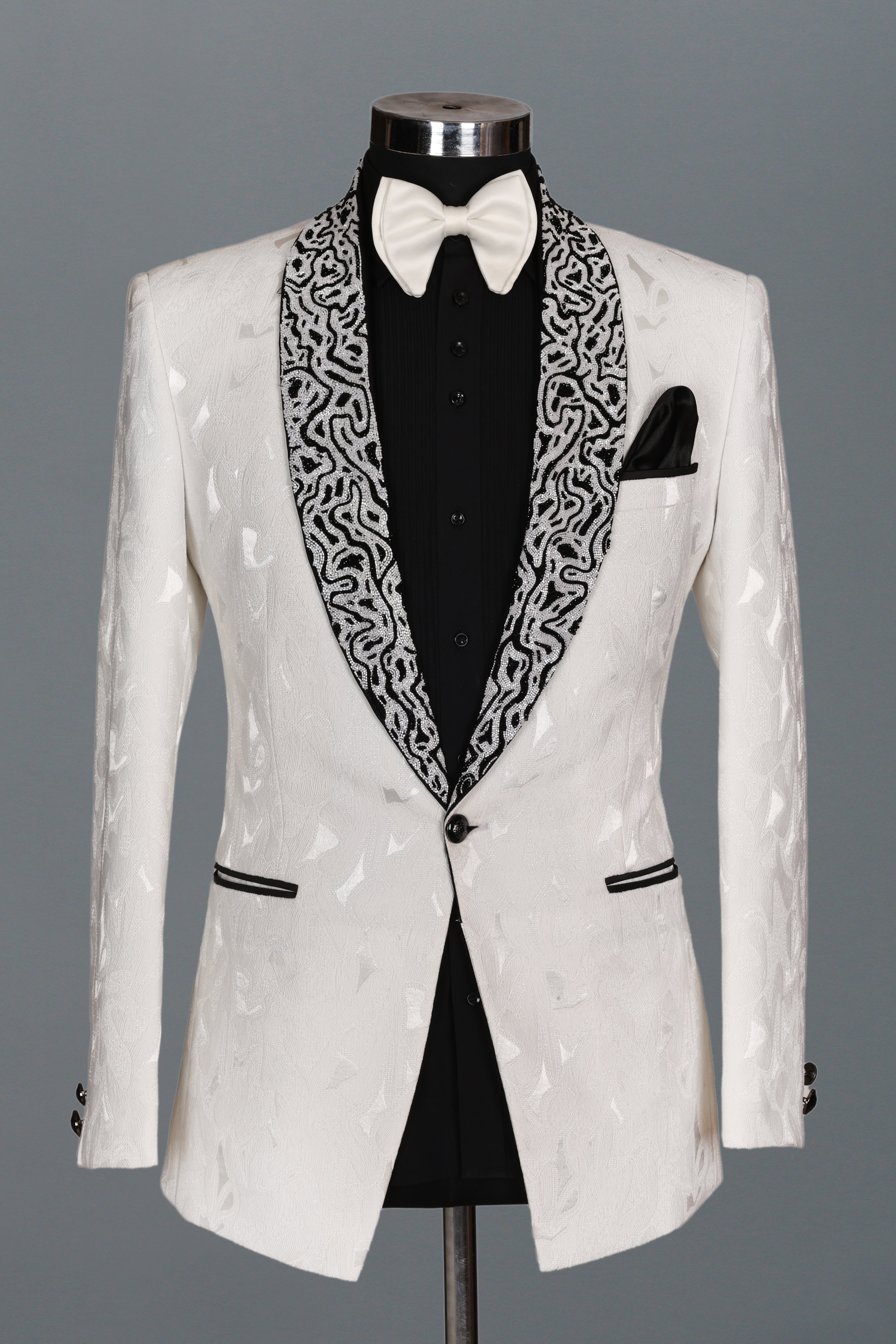 SIGNATURE IVORY COCKTAIL TUXEDO