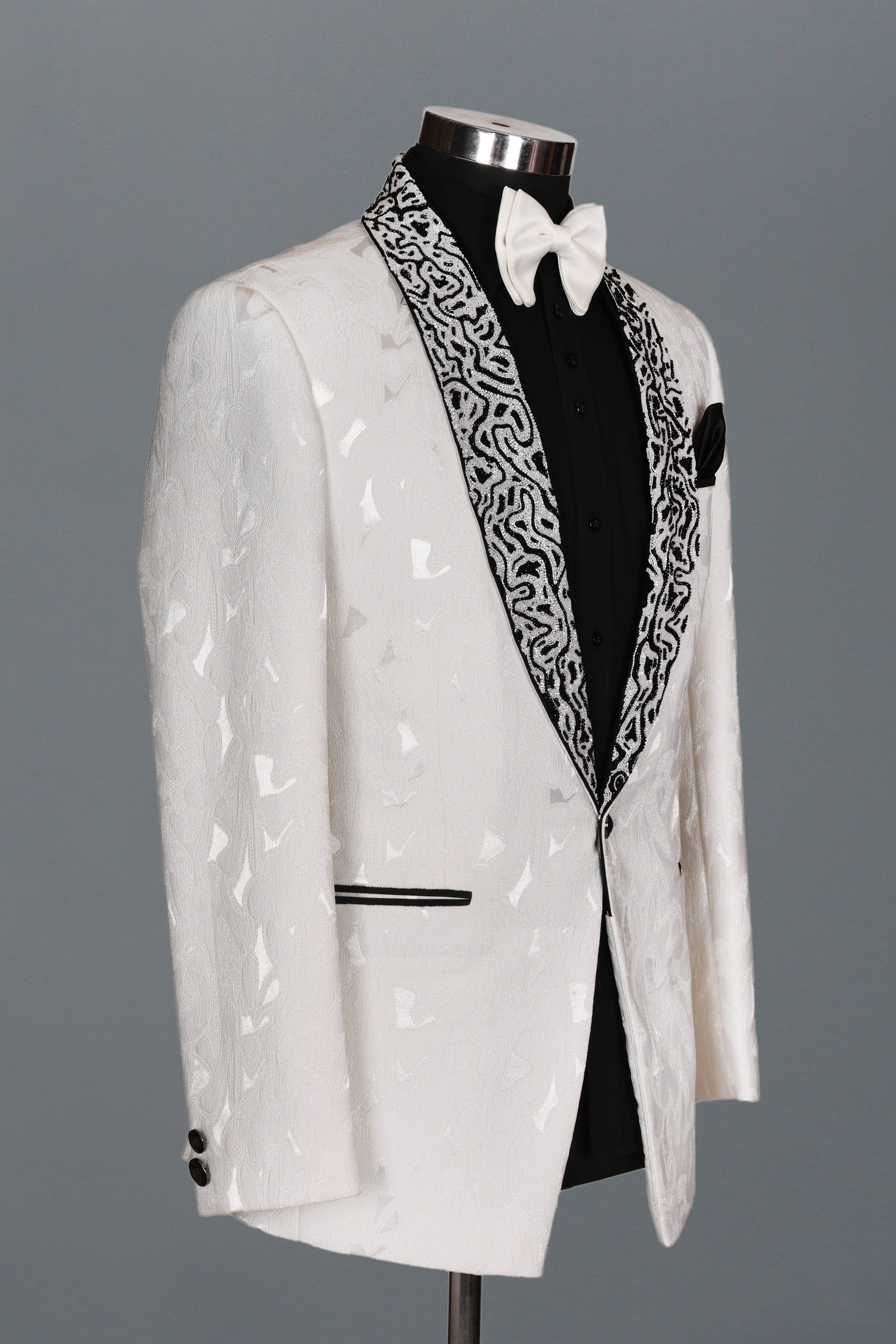 SIGNATURE IVORY COCKTAIL TUXEDO