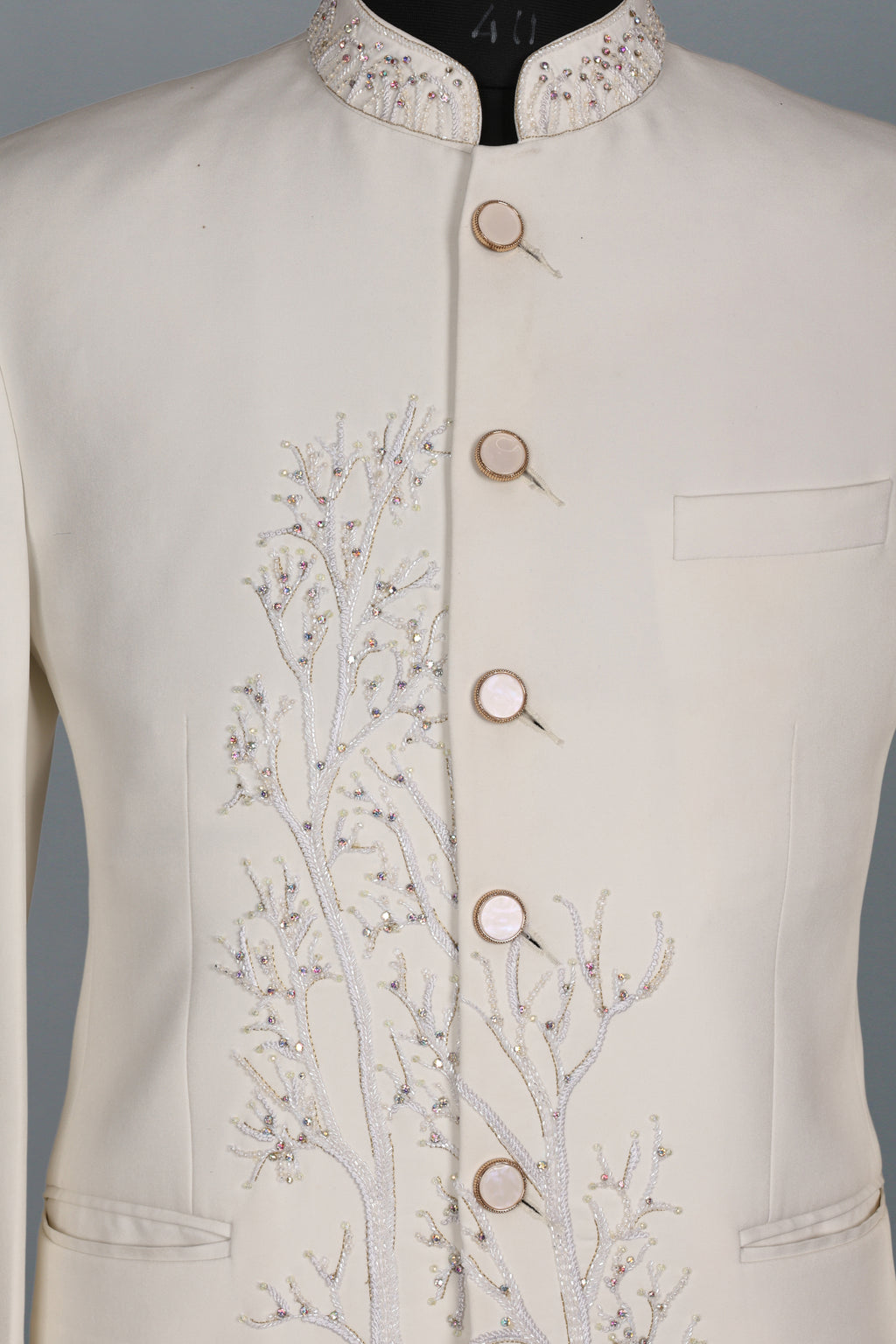 CREAM DEER EMBROIDERED JODHPURI