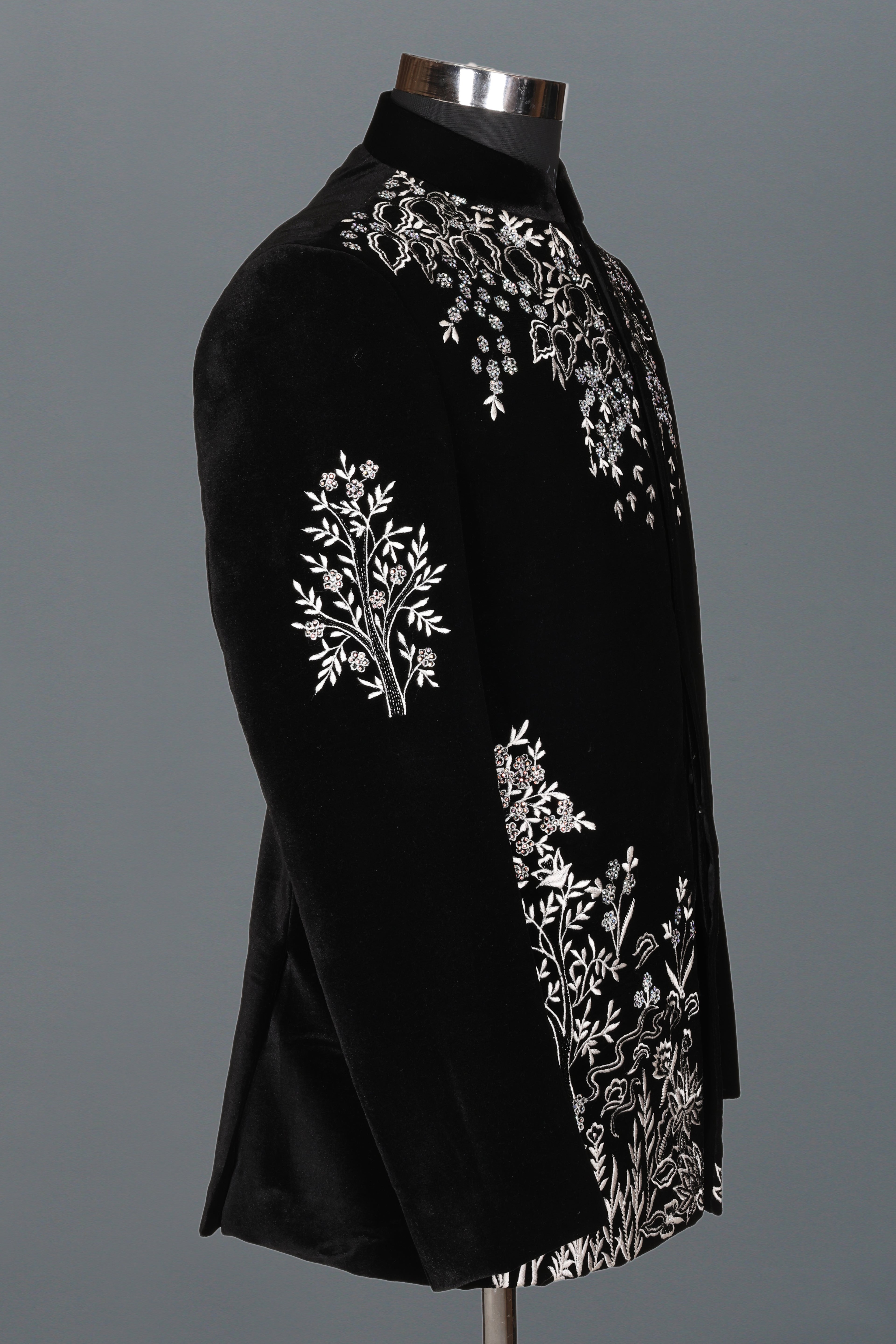 BLACK JODHPURI WITH HEAVY HAND EMBROIDERY