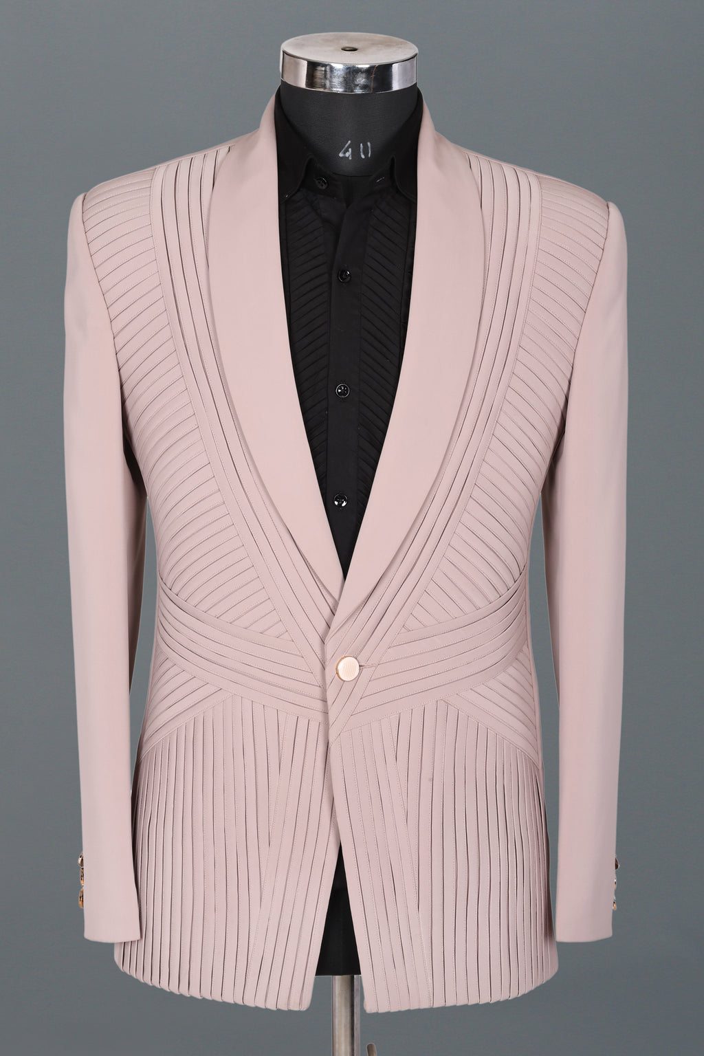 BLUSH TEXTURED PANELLED TUXEDO