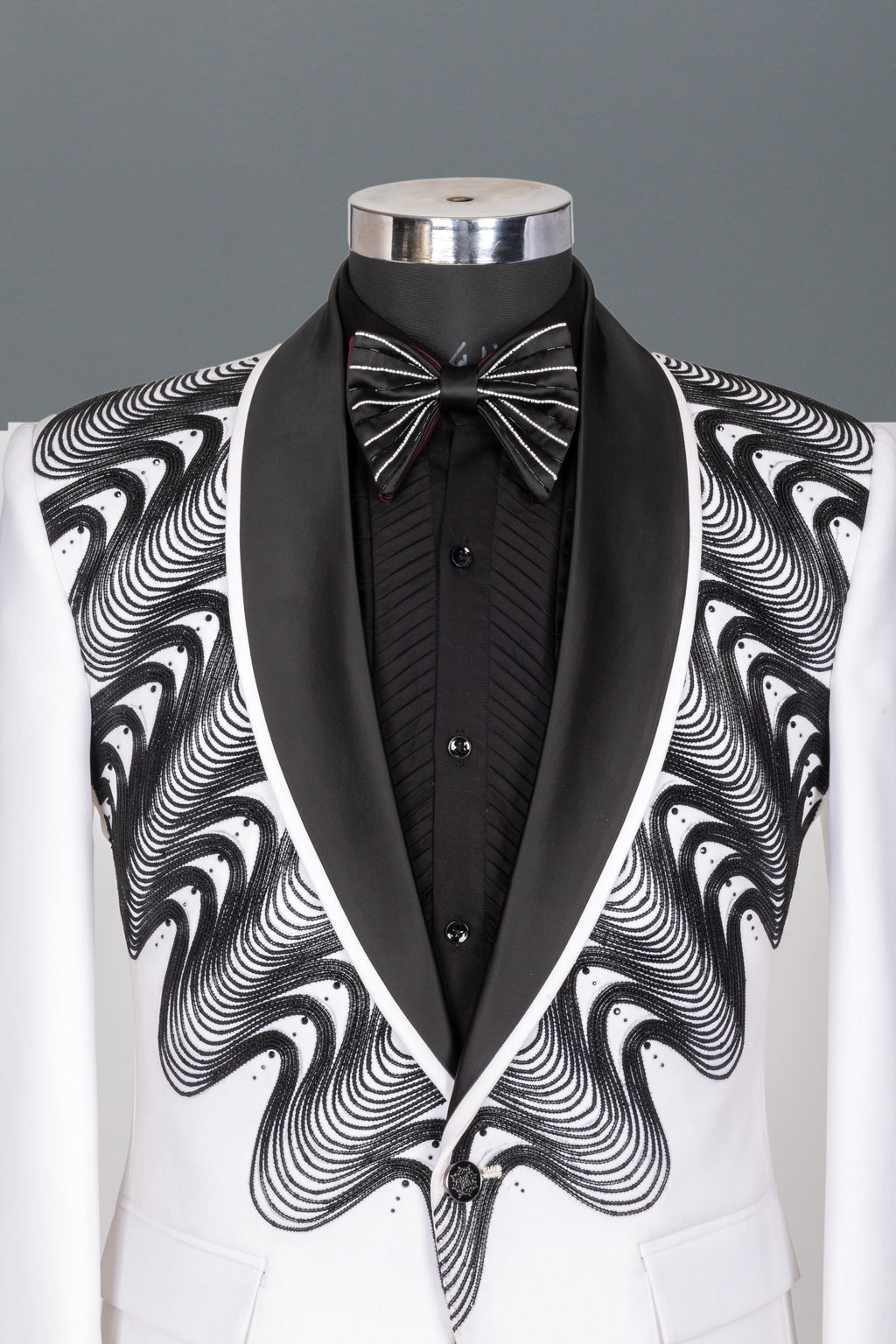 WHITE WAVE TUXEDO