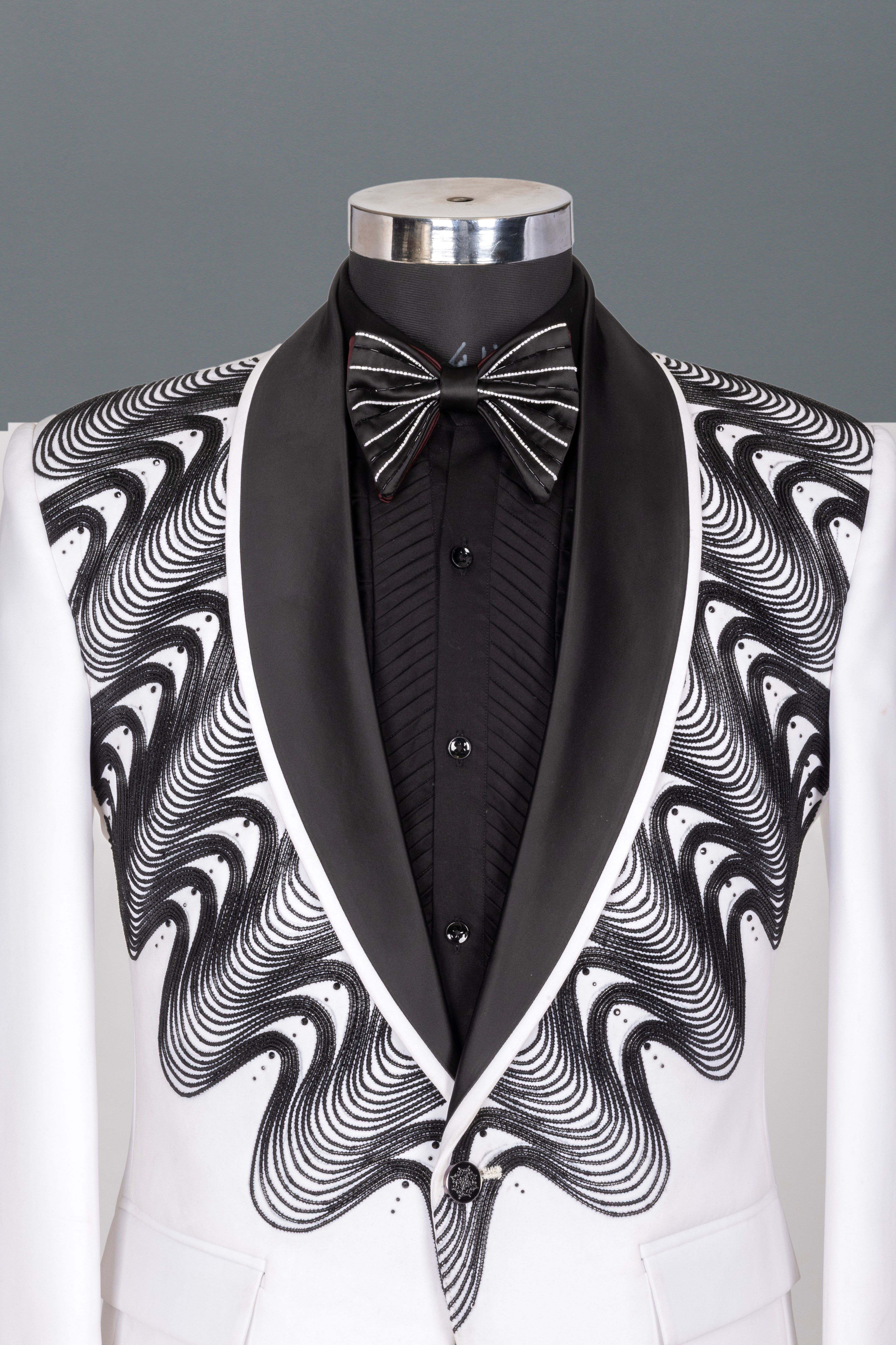 WHITE WAVE TUXEDO