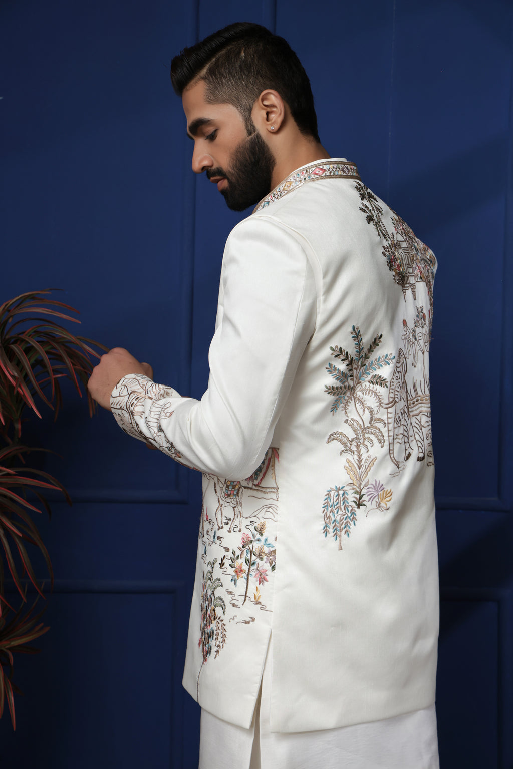 INDOWESTERN - HEAVY  IVORY EMBROIDERY